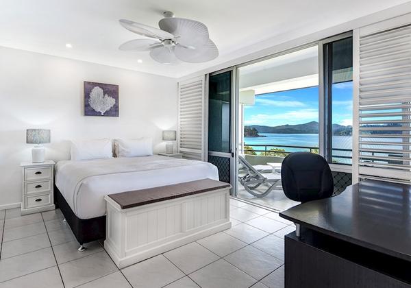 Lagoon Lodge 205
