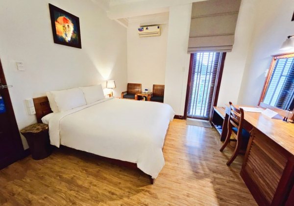 Deluxe Double or Twin Room