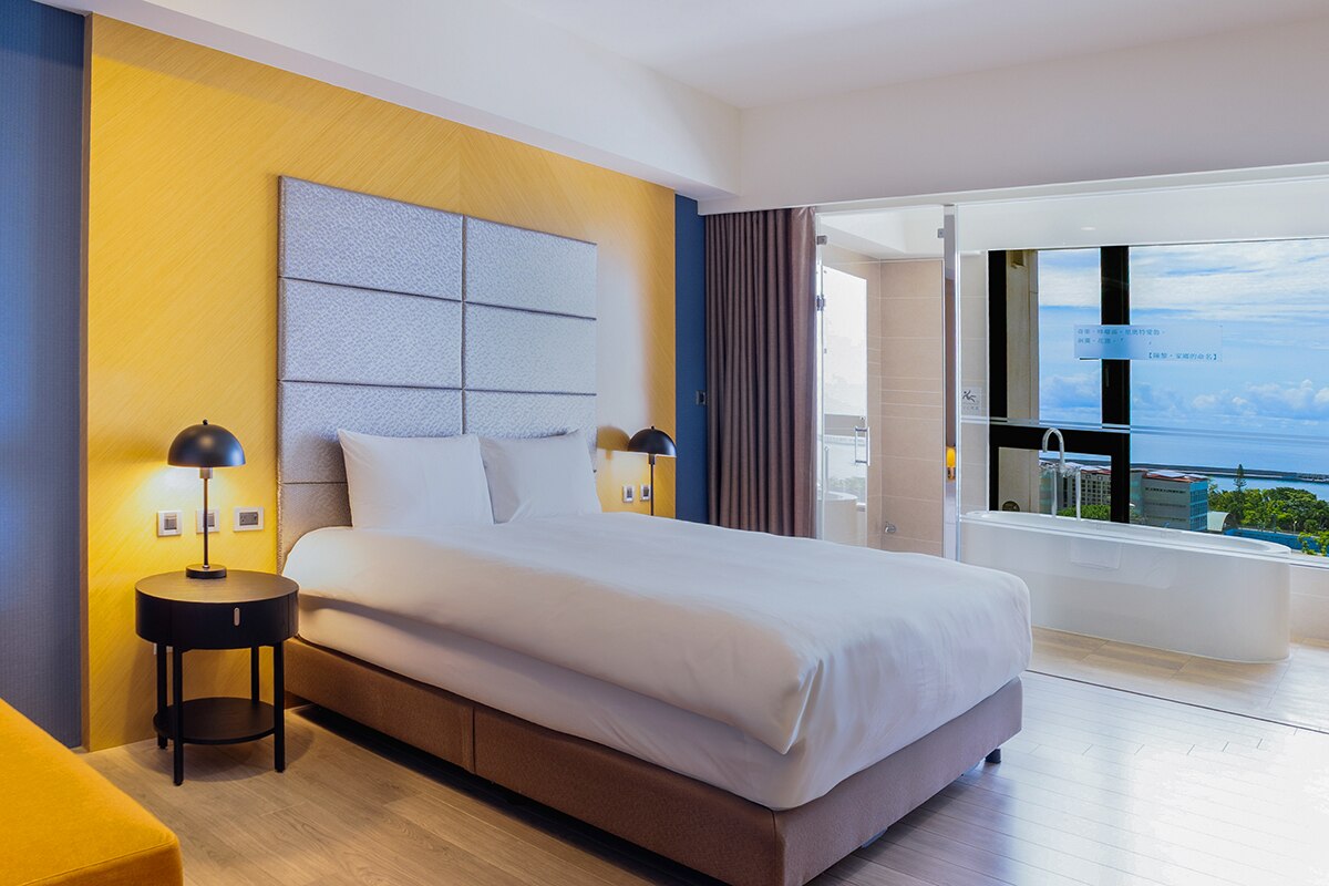 Premier King Room with Ocean View