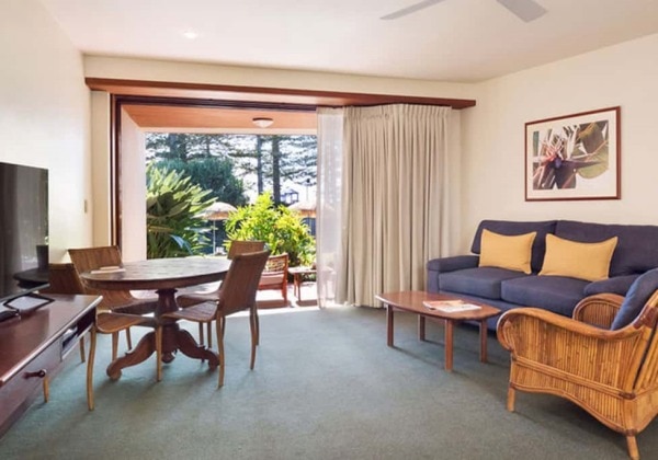 Classic Poolside Suite