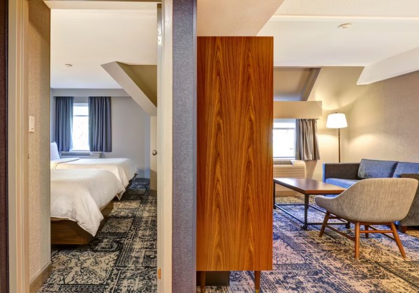 1 Bedroom Suite 2 Queen Sofa Bed