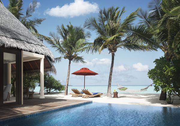 One-Bedroom Beach Suite with Pool