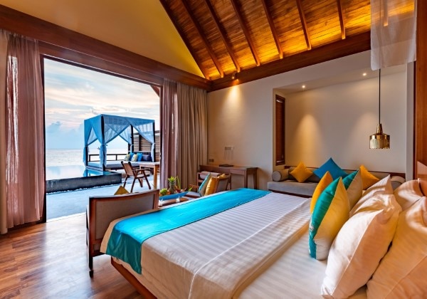 Sunset Ocean Pool Villa