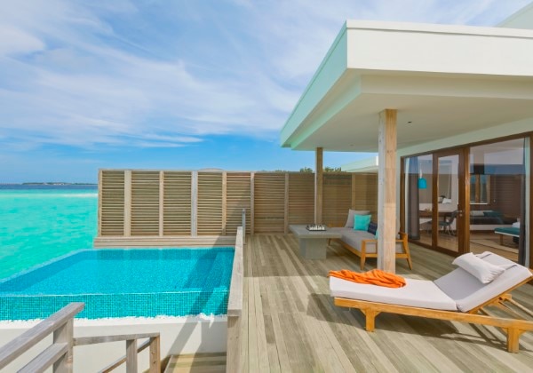 Lagoon Villa with Pool