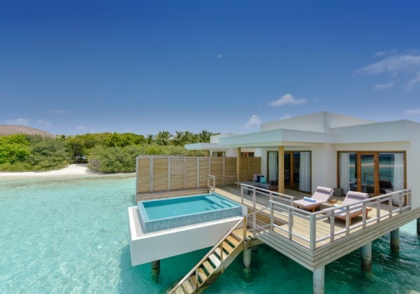 Lagoon Villa with Pool