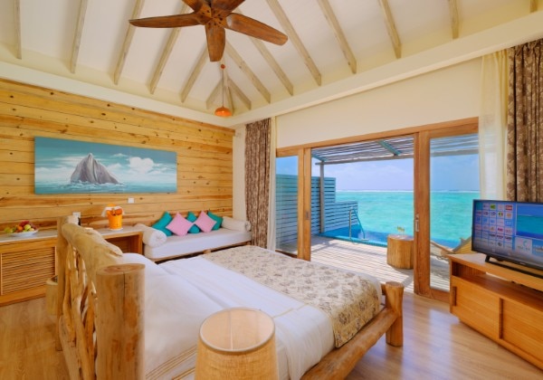 Lagoon Suite with Pool