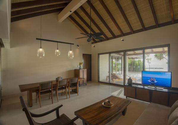 Sunset 2 BR Beach Pool Villa