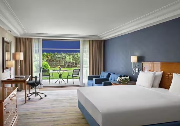 King Family Garden with Terrace