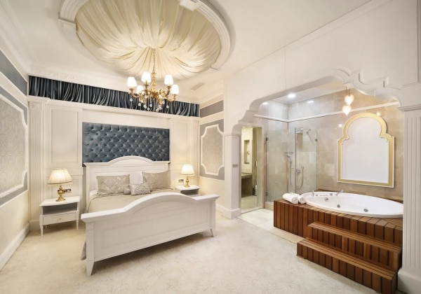 Legacy Ottoman Suite