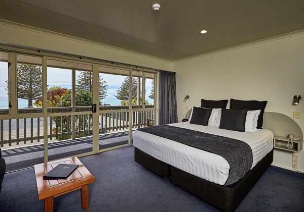 デラックススタジオ