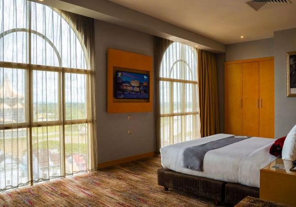 Club Floor 2-Bedroom Suite