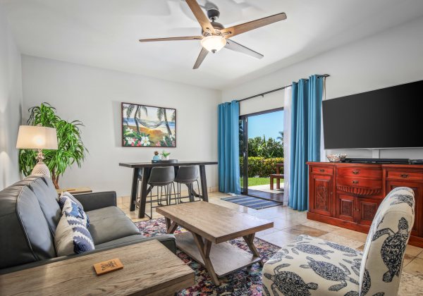 2 Bedroom 2 Bath Garden View