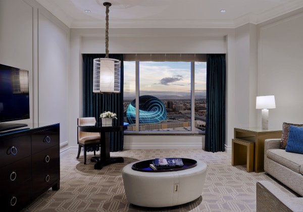 The Palazzo Luxury Suite with Sphere Vie