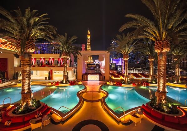 DRAI'S BEACH CLUB / NIGHTCLUB