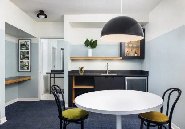 Partial Ocean View King Suite