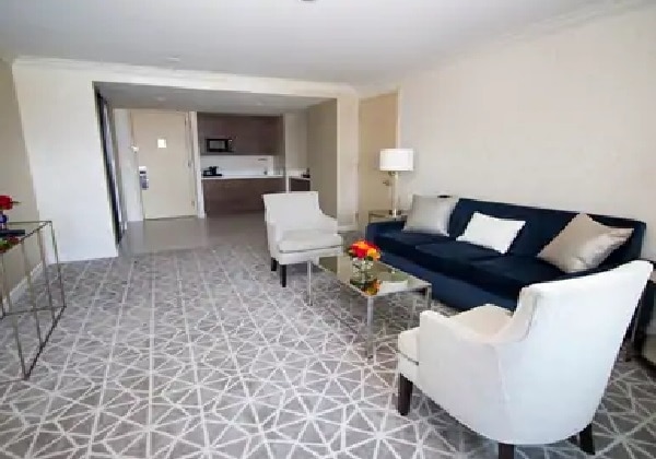 1King 1Bedroom Suite