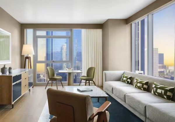 Premium Sunset View Suite