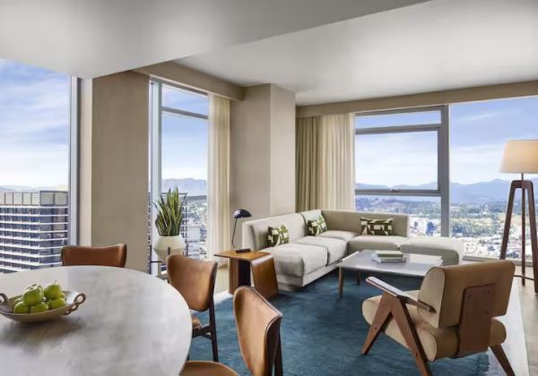 Premium Mountain View Suite