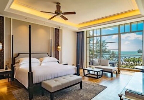 Viceroy Sea View