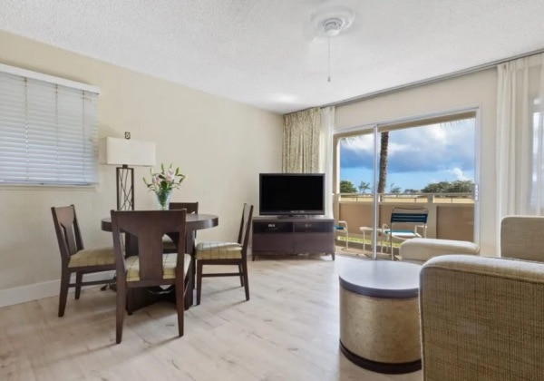 Ocean View One King Bed with Sofa Bed