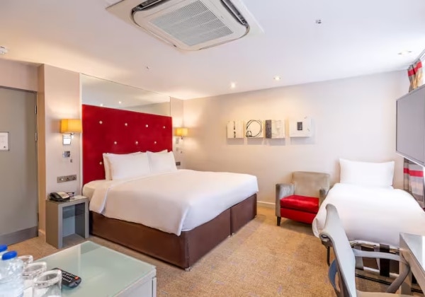 Queen Family Superior Room