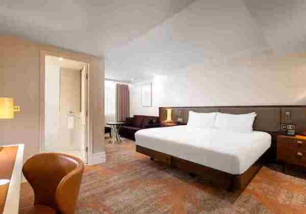 Grand Superior King with Sofa Bed