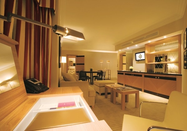 Luxury Suite Lounge