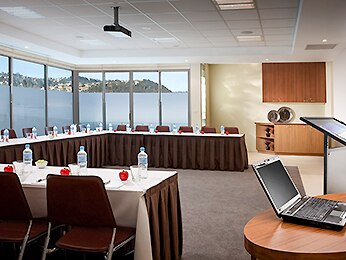 ミーティングルーム