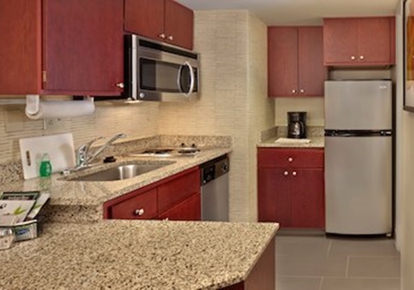 One-Bedroom Suite - Kitchen