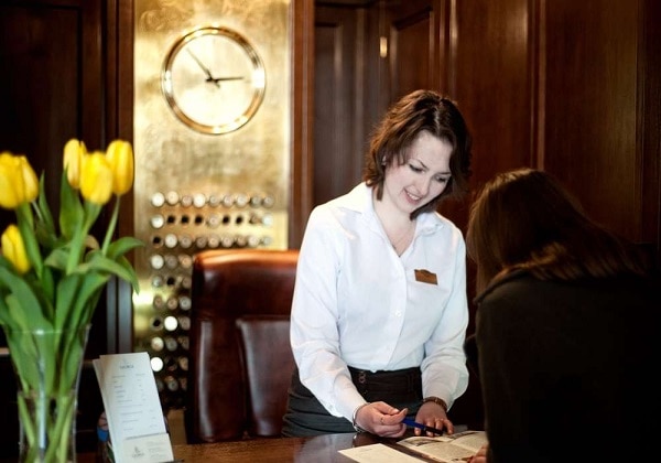 Reception counter