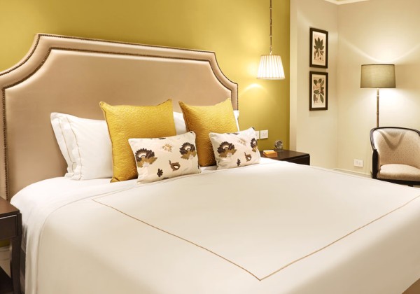 Luxury Grande with King Bed