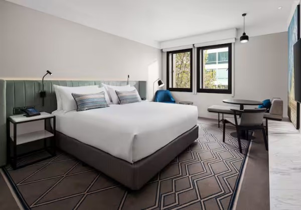 King Heritage Room Bourke Street View