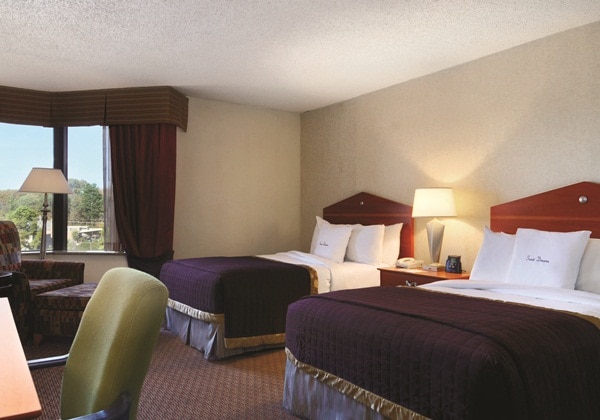 2 DOUBLE BEDS EXECUTIVE FLOOR-NONSMOKING