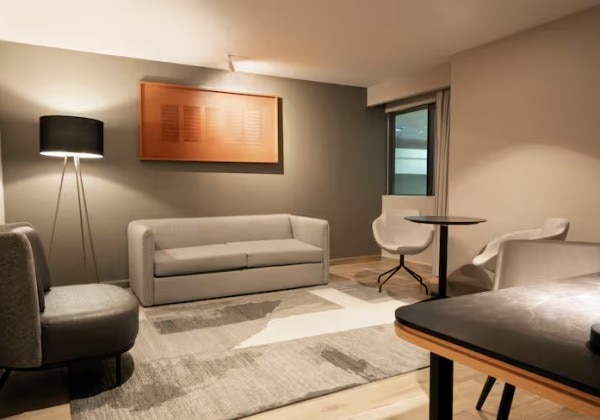 1 King Bed Junior Suite