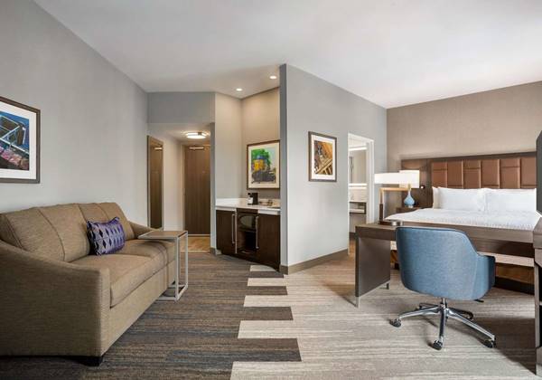 Guest room