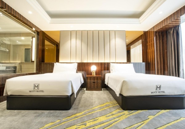 Deluxe Twin Room