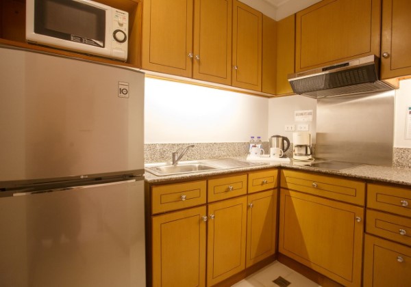 Deluxe with Kitchen