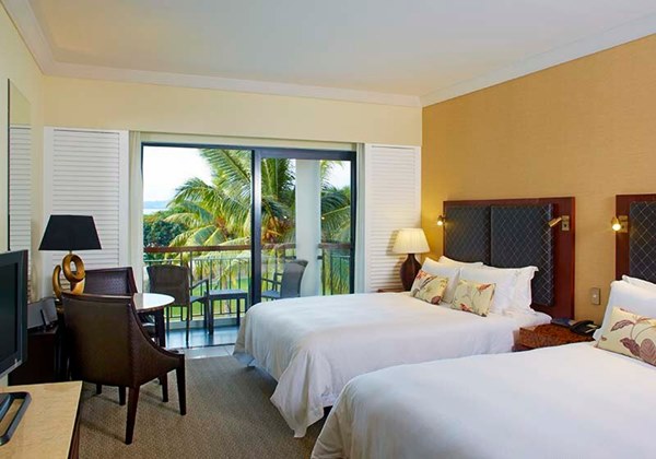 Luxury Ocean Side Room