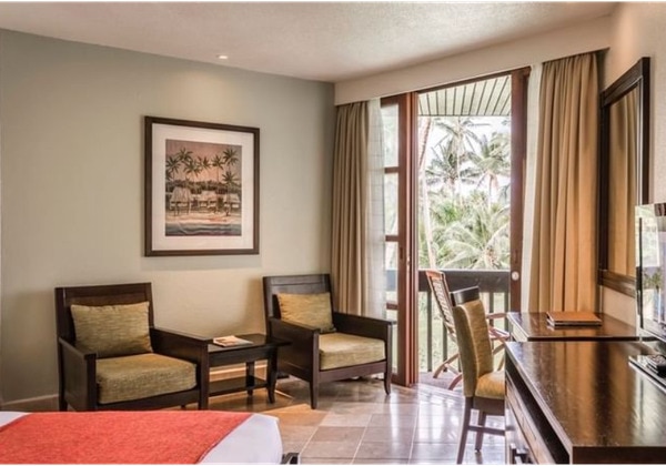 Deluxe King Warwick Club