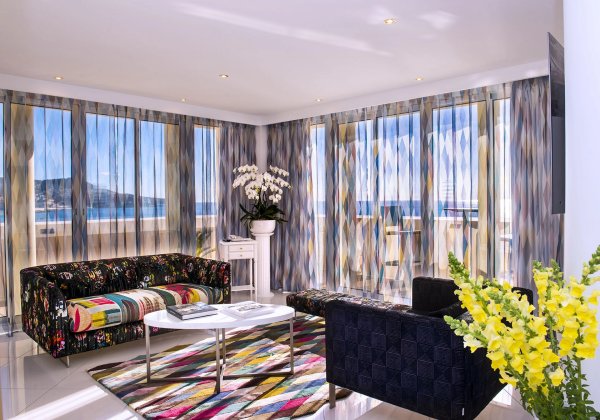 Sea View Suite