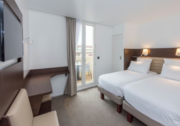 Superior Twin Room with Balcony