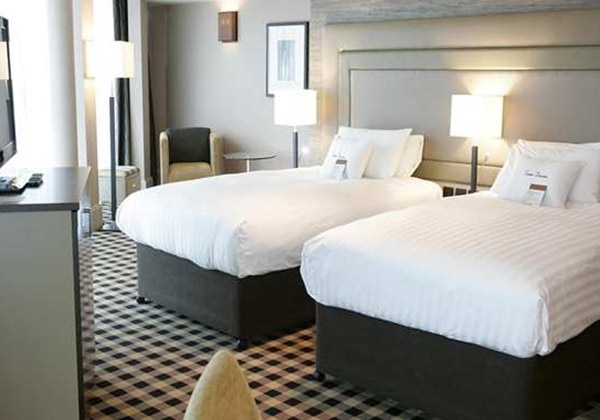 2 TWIN ACCESSIBLE GUEST ROOM