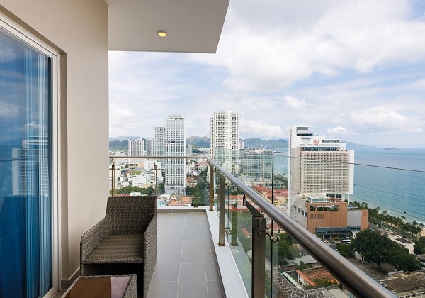 2 BR Deluxe Suite Ocean View