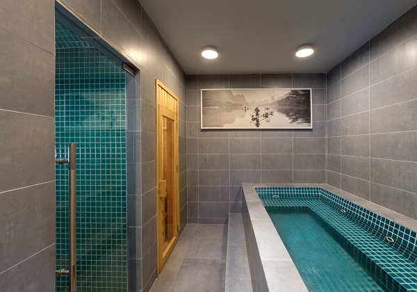 Sauna & Steambath
