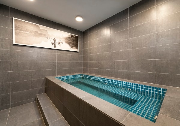 Sauna & Steambath