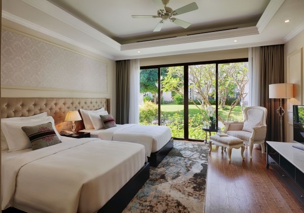 3-bedroom villa Lake View