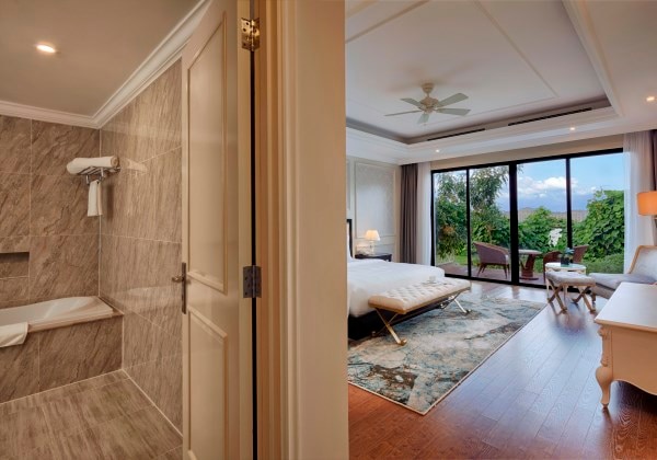 4-bedroom duplex villa Mountain View