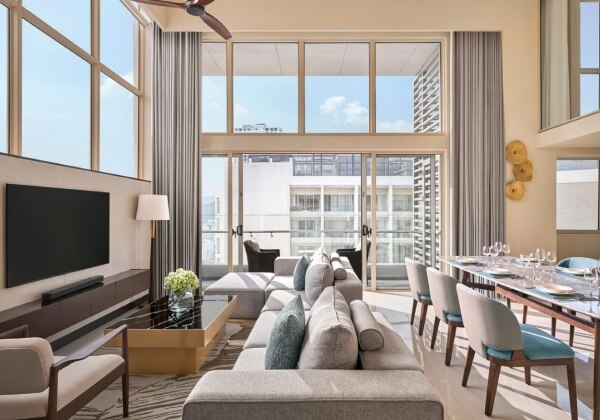 2 Bedroom Penthouse 2 King