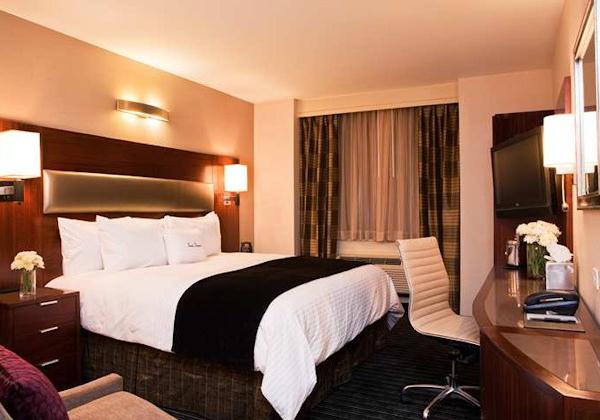 1 KING BED-NONSMOKING