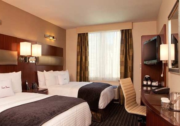 2 DOUBLE BEDS-NONSMOKING